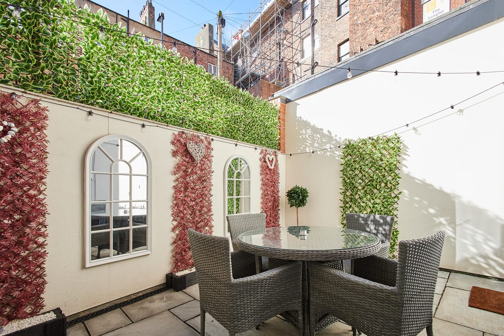 stay-north-yorkshire-number-one-carlill-whitby-61-hr 1 Number One Carlill also boasts its own private south-facing rear yard, offering a peaceful outdoor space to unwind